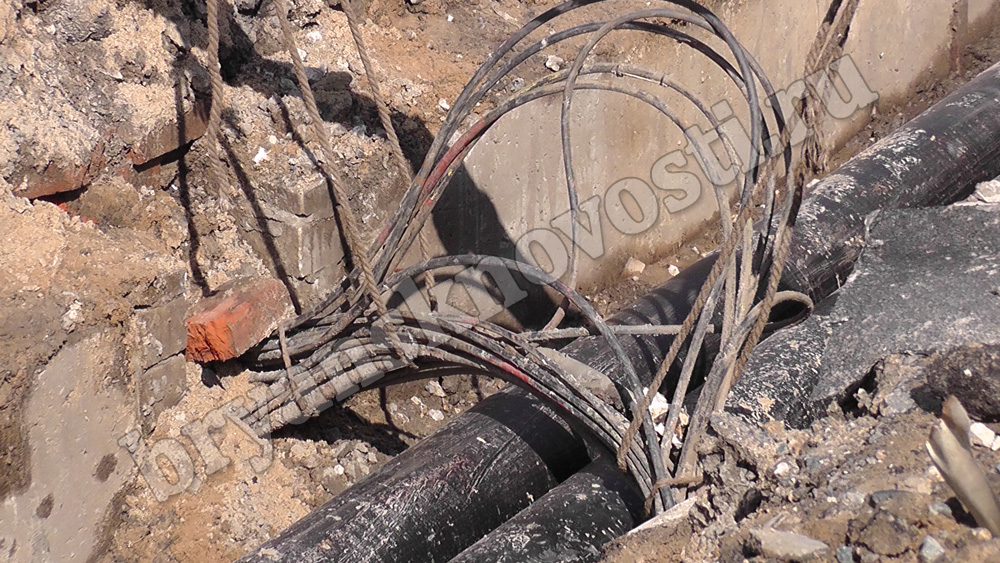 В Новозыбкове устраняют очередной порыв водопроводной сети
