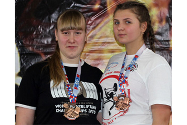 Климовские спортсменки завоевали две медали на первенстве России по пауэрлифтингу