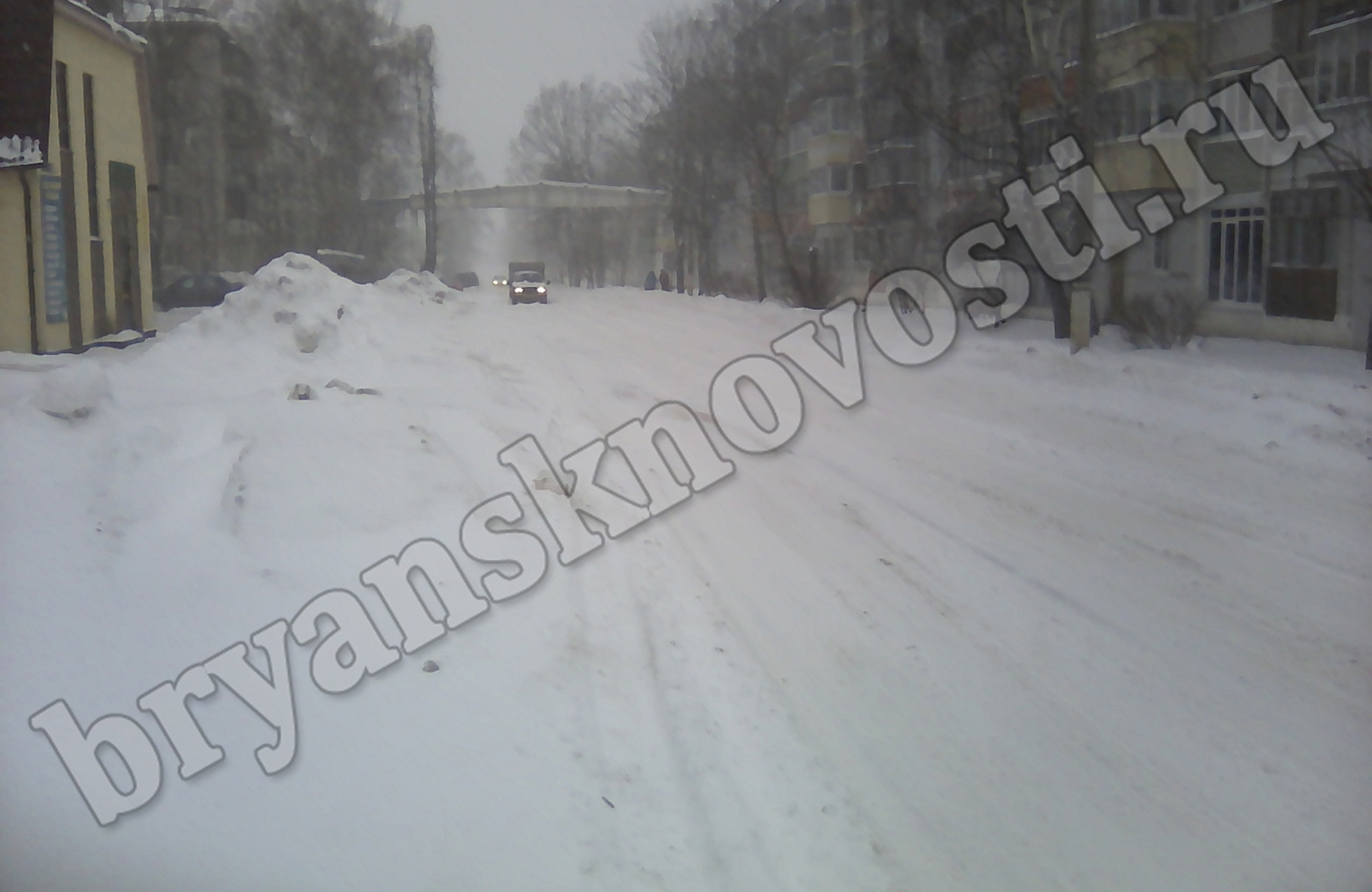 Снегопад обрушился на Новозыбков в первый день весны