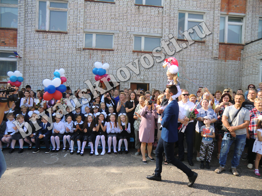 Самая молодая школа Новозыбкова обучает свыше тысячи учеников ежегодно