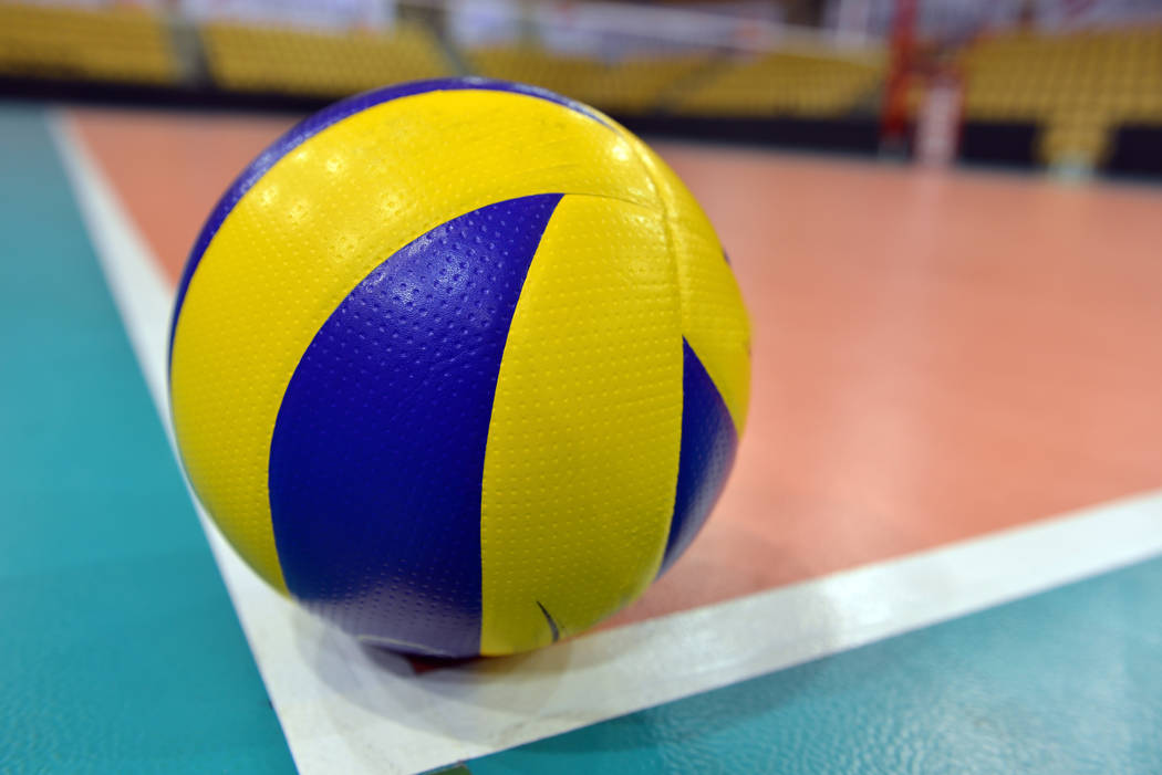Волейболисты из Новозыбкова не смогли одолеть гордеевских спортсменов