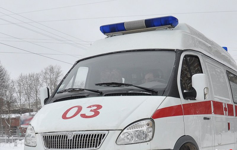 В Клинцах пенсионер на ВАЗе протаранил иномарку: ранены двое