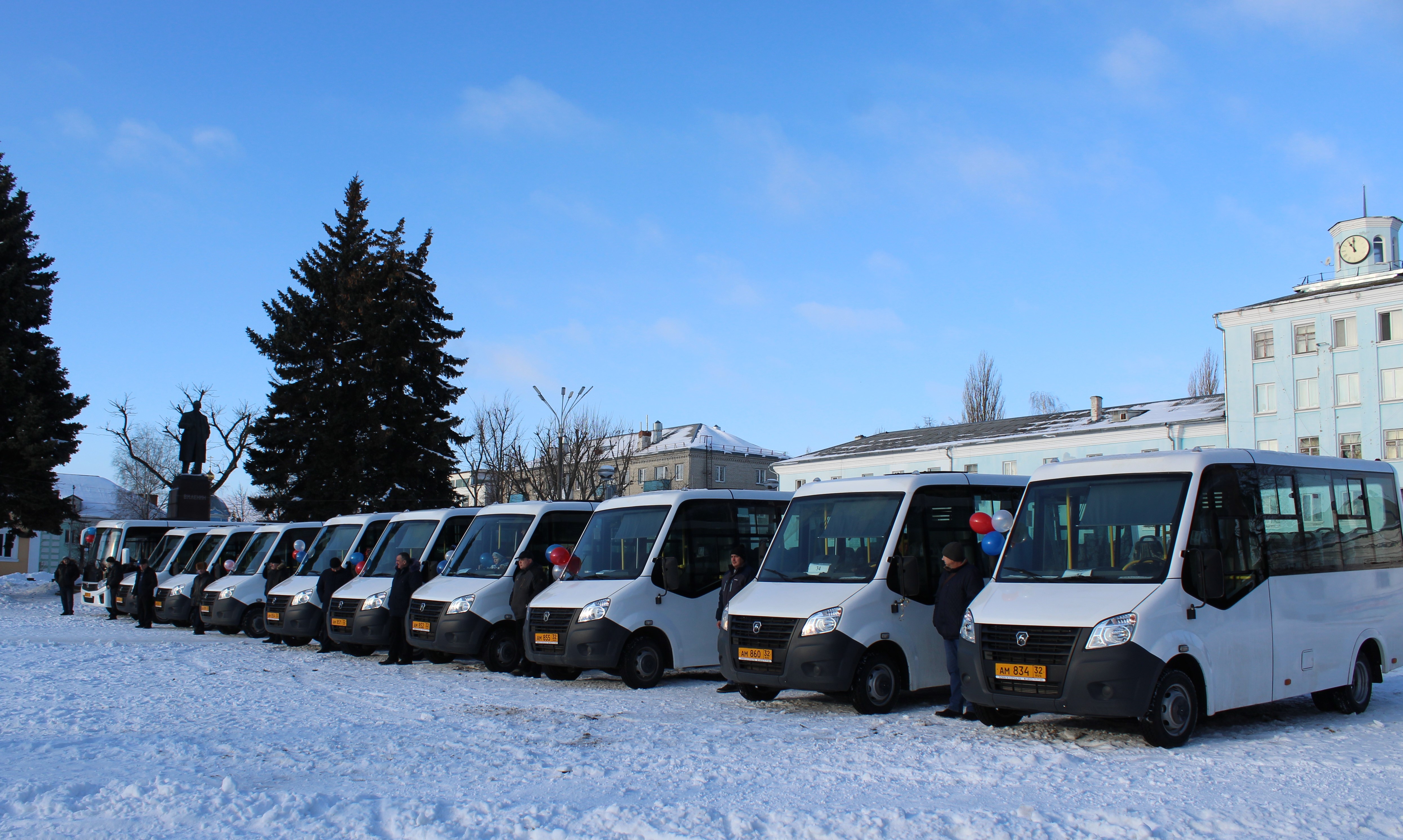 В Новозыбковский район поступили новые автобусы
