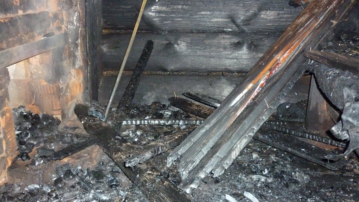 В Новозыбковском районе сгорела баня