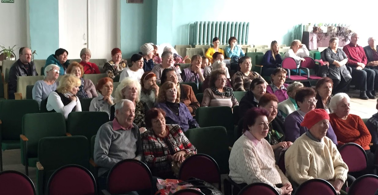 В Новозыбкове общественники устроили ретро-вечеринку для активных и позитивных горожан