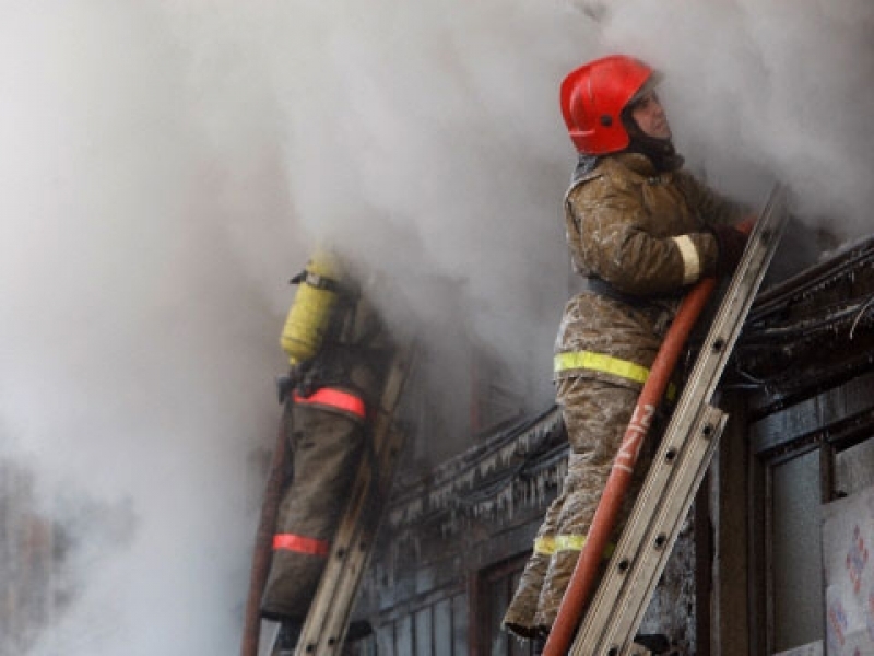 В Новозыбкове пожарные тушили жилой дом