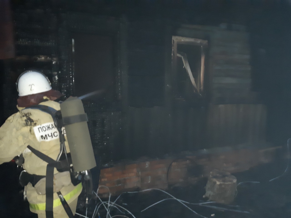 В Новозыбковском районе сгорел дом