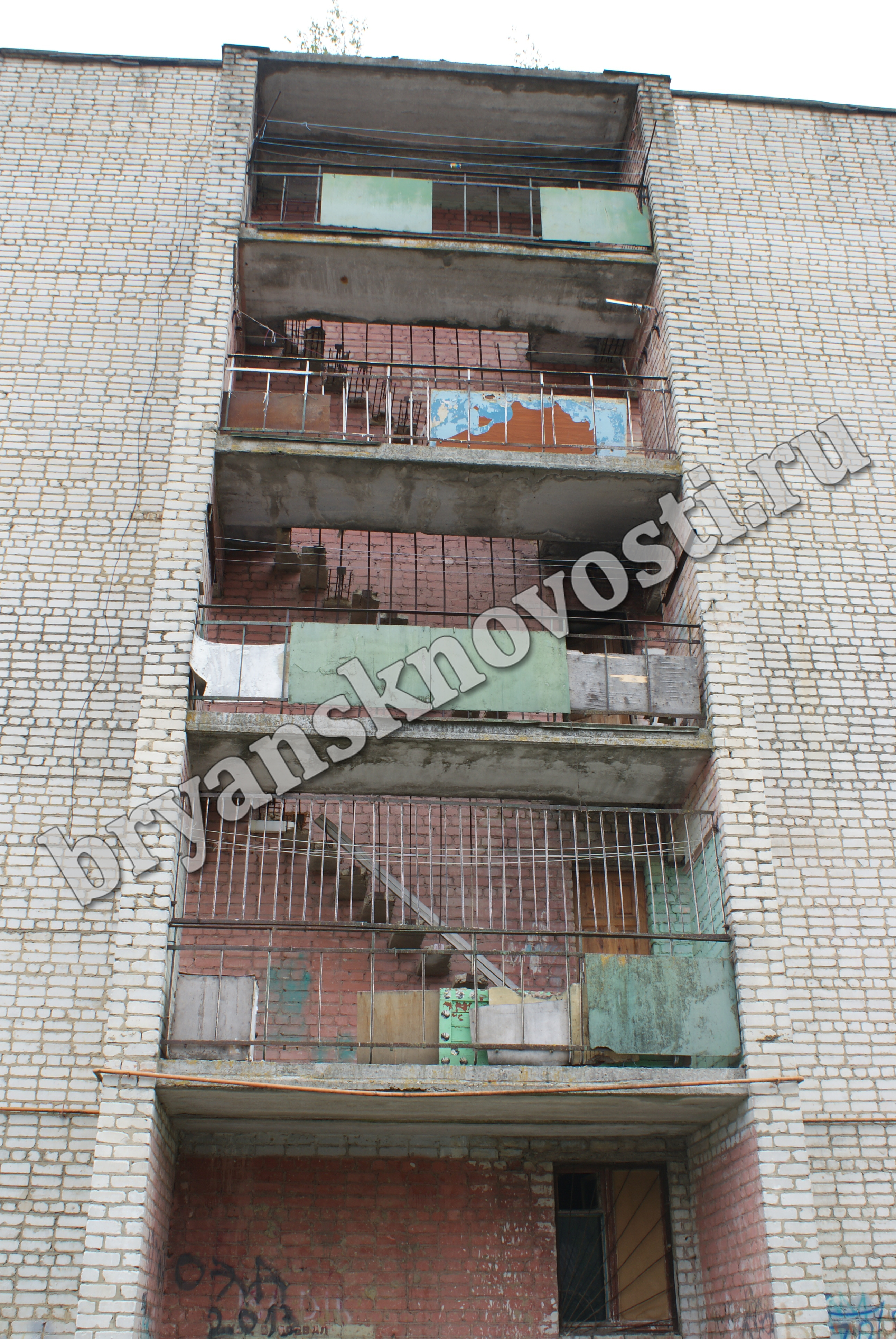 Общежитие гродненского медицинского университета. Общежитие медицинского колледжа новозыбков. Общежития новозыбкова. Общежития новозыбкова. Общежитие ббмк брянск.