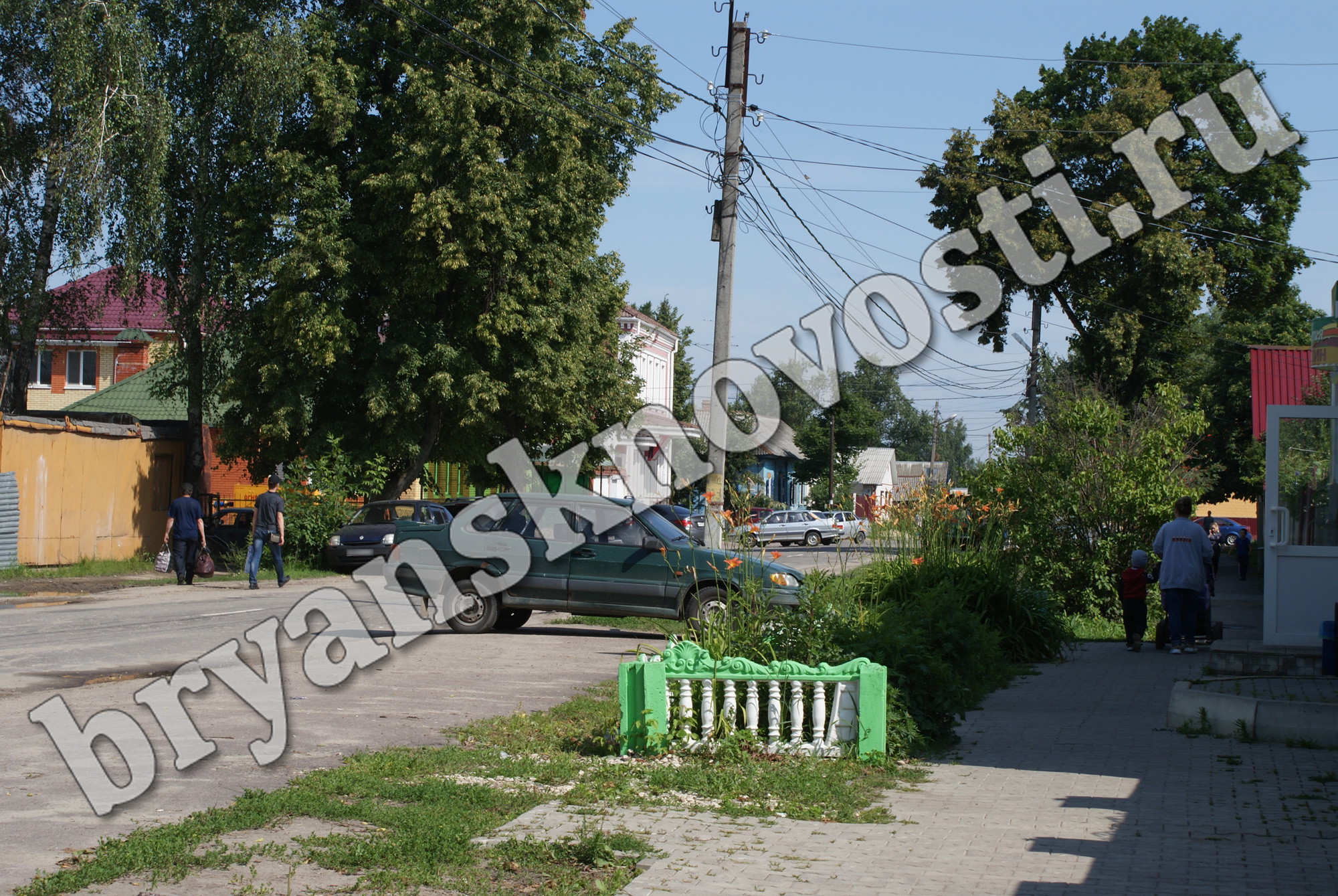 Плановый ремонт электросетей продолжается в Новозыбкове
