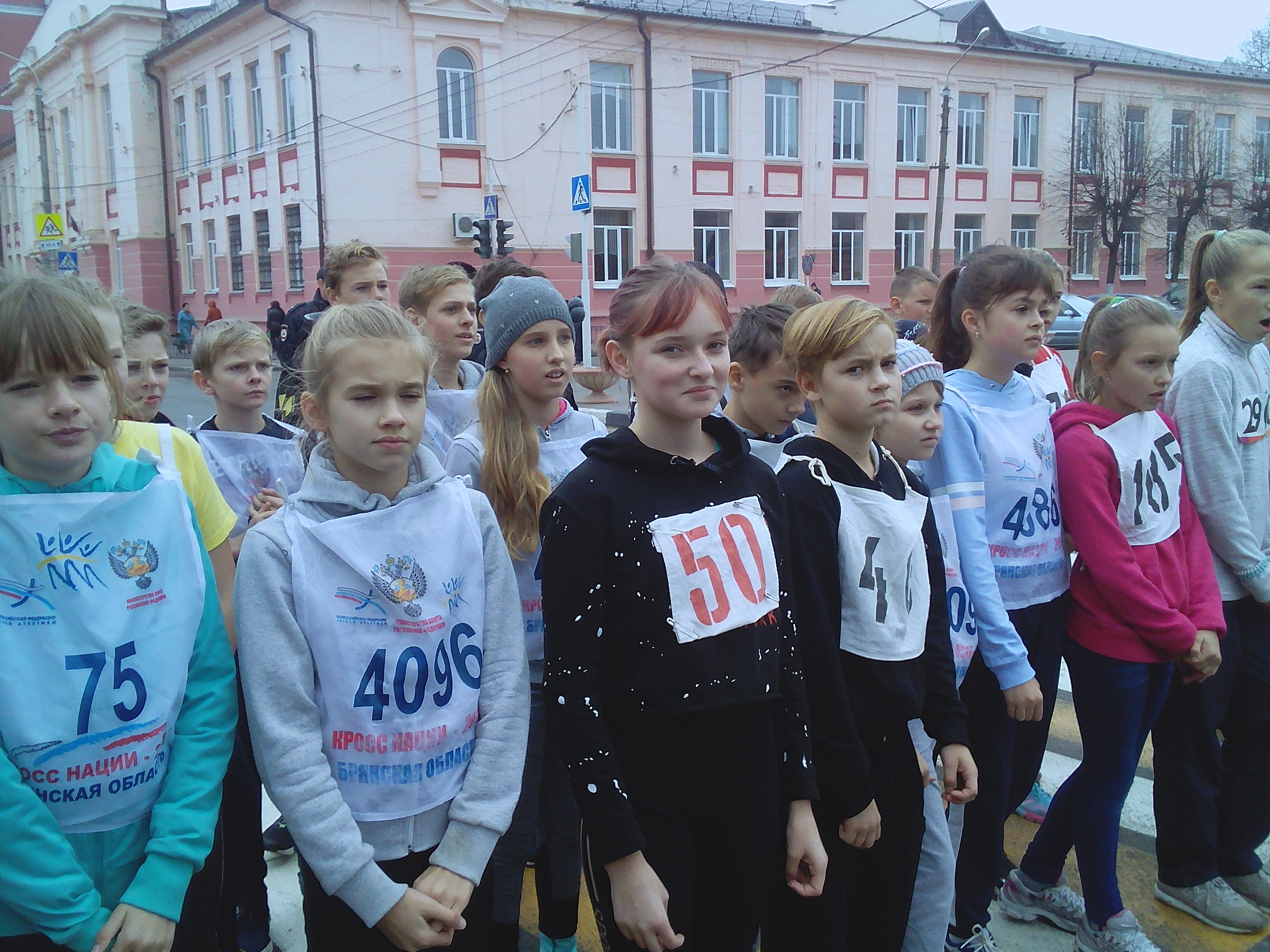 Медальный забег: из Клинцов новозыбковские бегуны привезли восемь наград