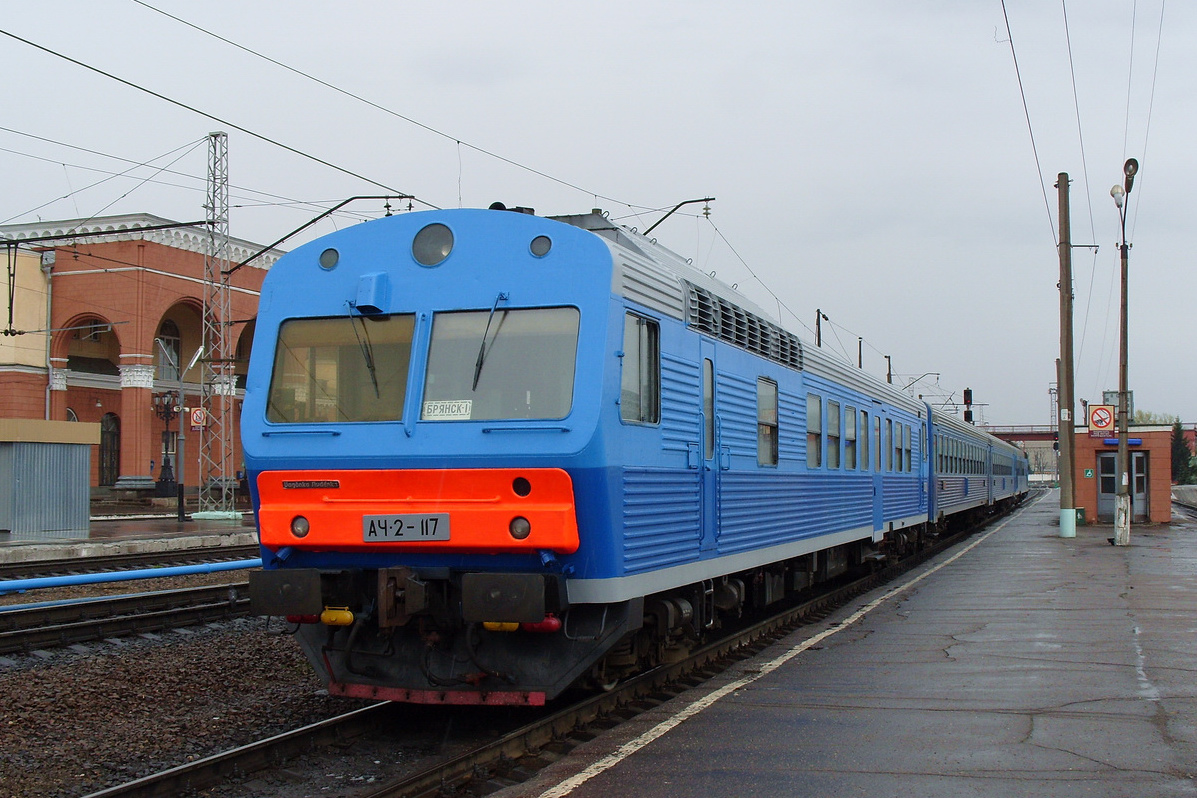 Пригородные поезда в Брянской области переходят на новогоднее расписание