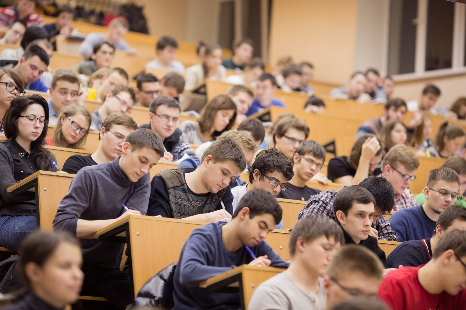 Твердость гранита науки испытывают 25 тысяч брянских студентов
