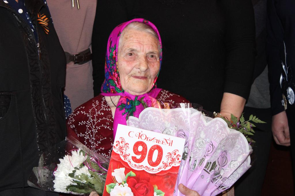 Персональные поздравления главы государства в феврале получат 260 брянских долгожителей