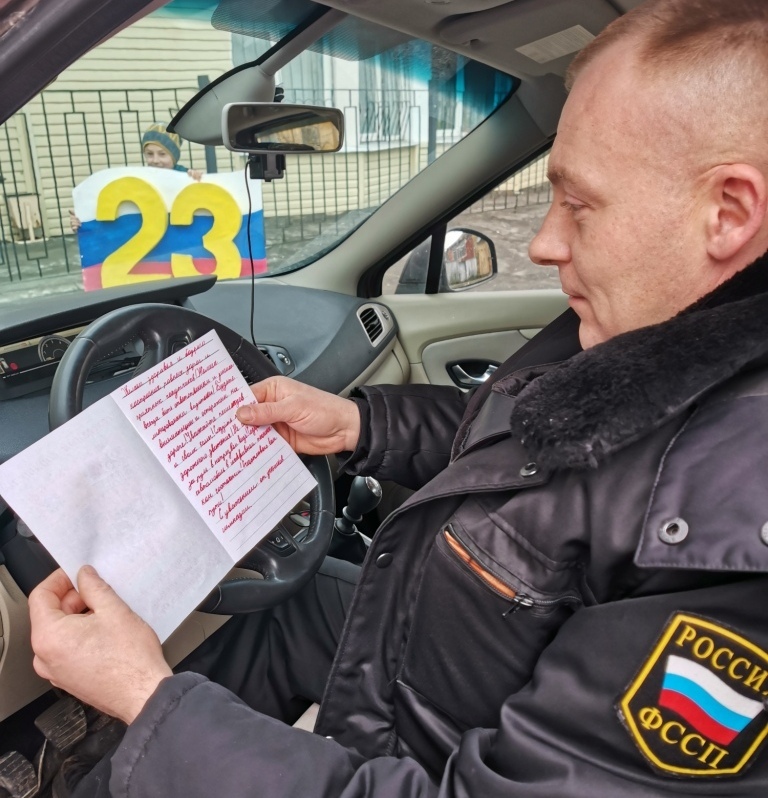 Госавтоинспекторы Новозыбкова организовали акцию к 23 февраля «Письмо водителю»
