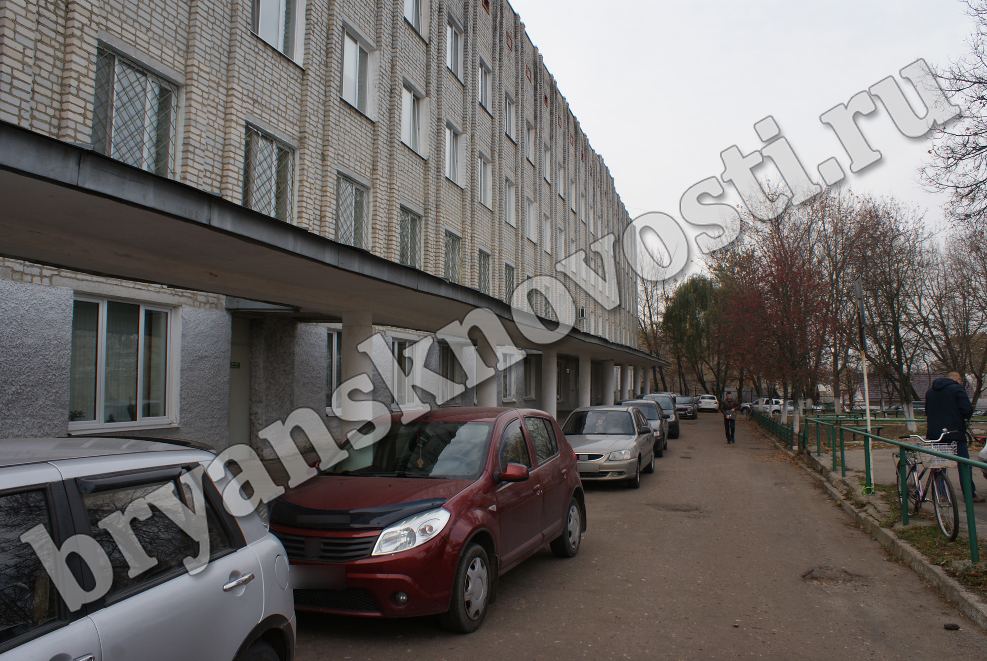 В Новозыбкове больница на больших выходных будет работать в обычном режиме