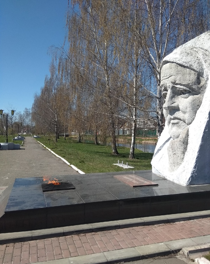 Место установки памятника пограничникам в Новозыбкове имеет свою драматическую историю