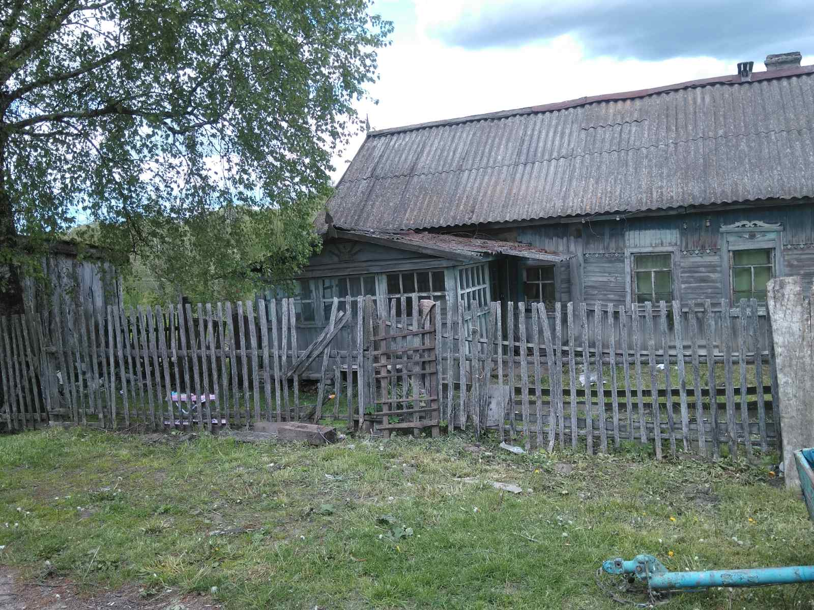 Заброшенные дома становятся угрозой в Брянской области • Новозыбков.SU