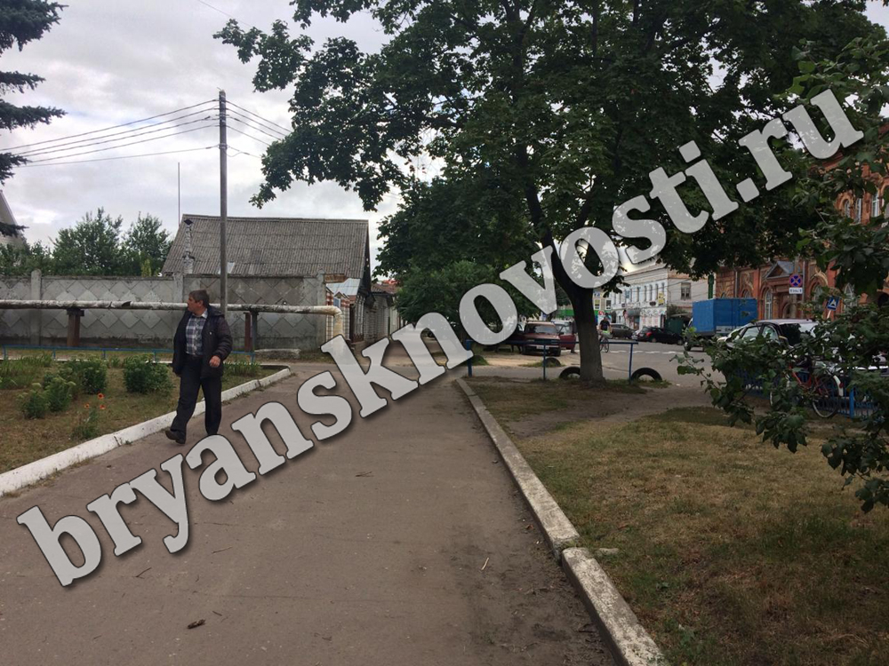 В Новозыбкове обновят тротуар у почты