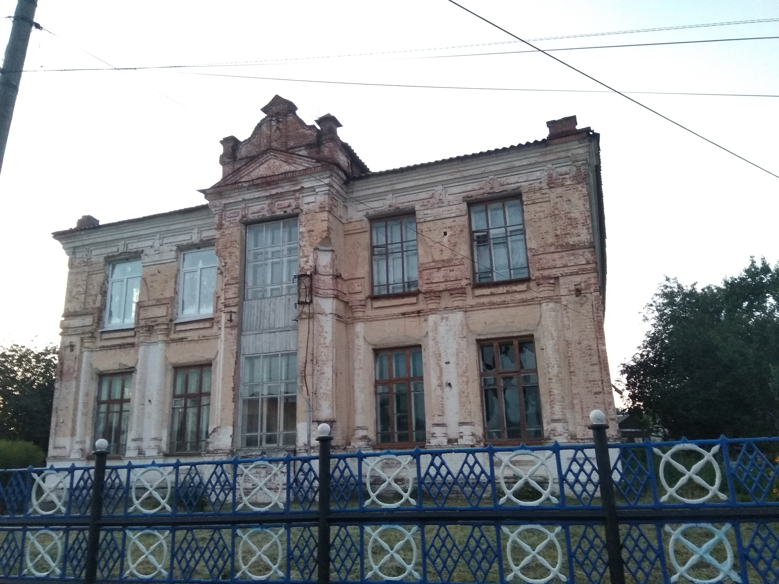 Каменная синагога в Новозыбкове приходит в запустение