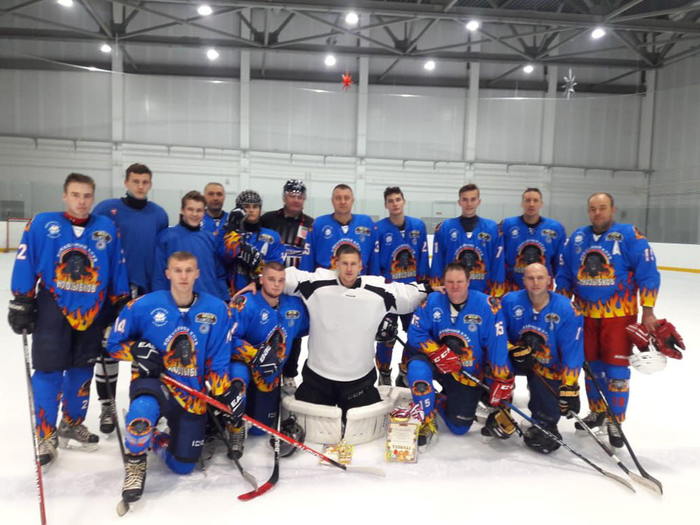 Новозыбковские хоккеисты взяли «серебро» Кубка содружества