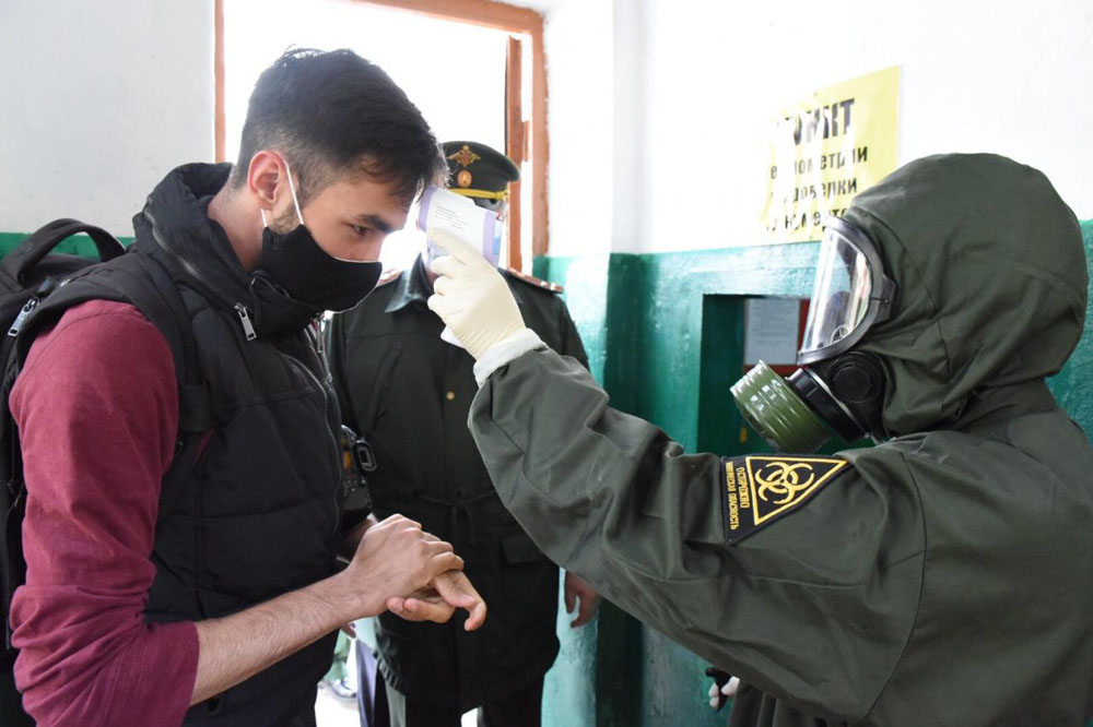 В армию по тесту: призывников Брянской области дважды проверяют на коронавирус