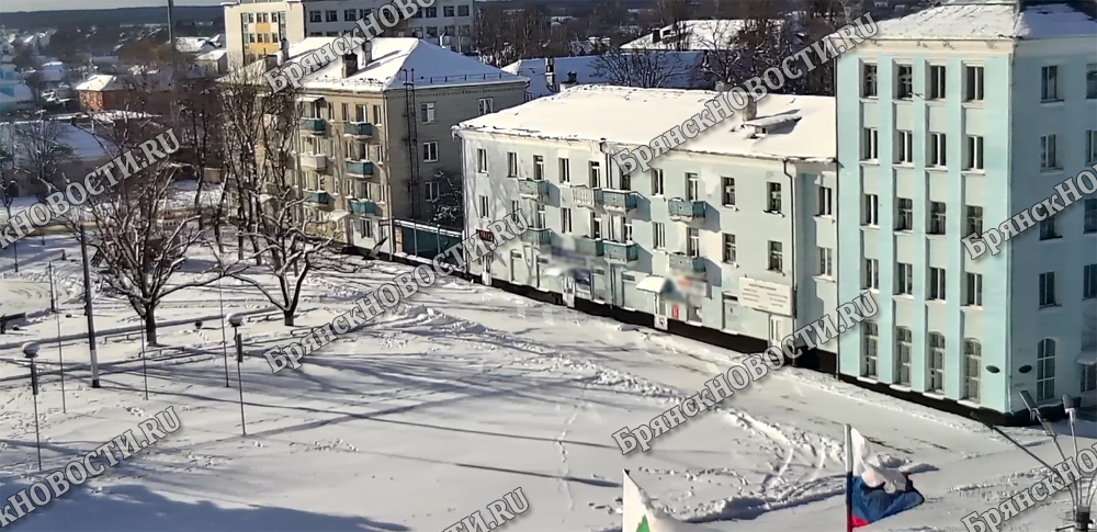 В Новозыбкове «митинговый» день не нарушил снежную целину