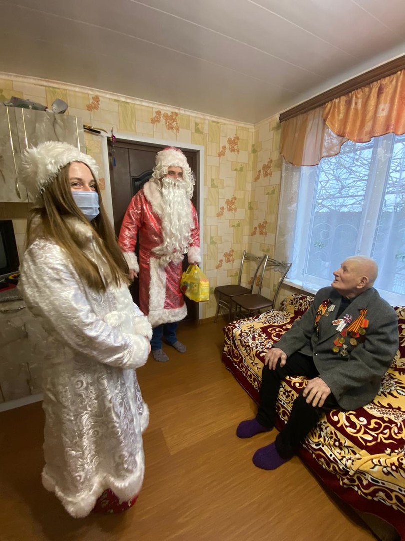 Поздравляет 95-летний ветеран из Новозыбковского округа
