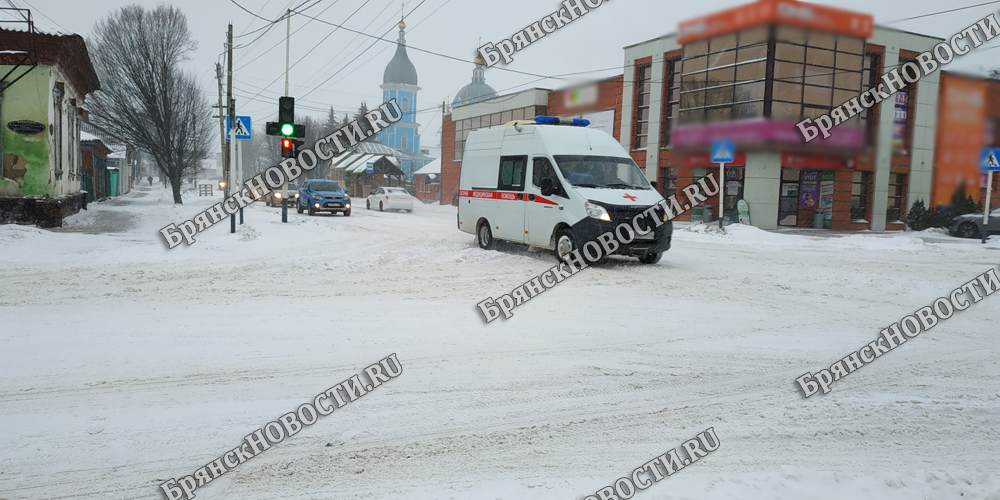 Погода в новозыбкове на месяц. УБИРАЮСНЕГ В городе Новозыбкове. Мэр Новозыбкова 2022. Глава Новозыбкова 2023. Приколы в Новозыбкове.