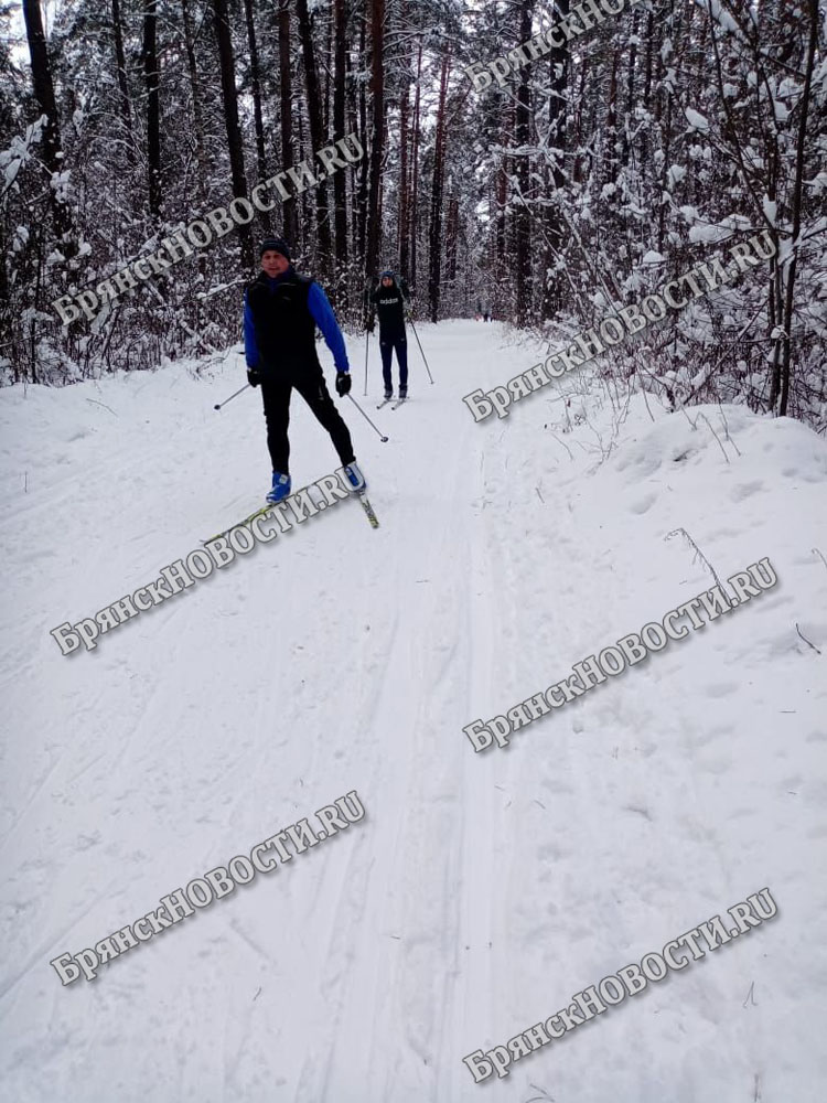 Новозыбковские спортсмены ежегодно принимают участие во Всероссийских соревнованиях «Лыжня России»