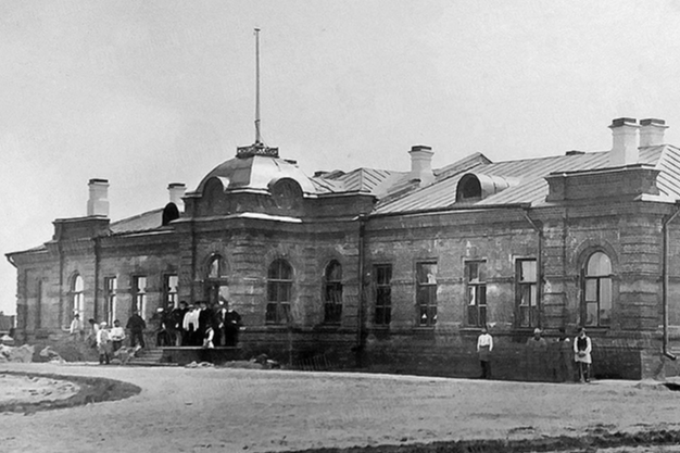 Уникальные фотографии: станция Новозыбков в конце 1880-х годов
