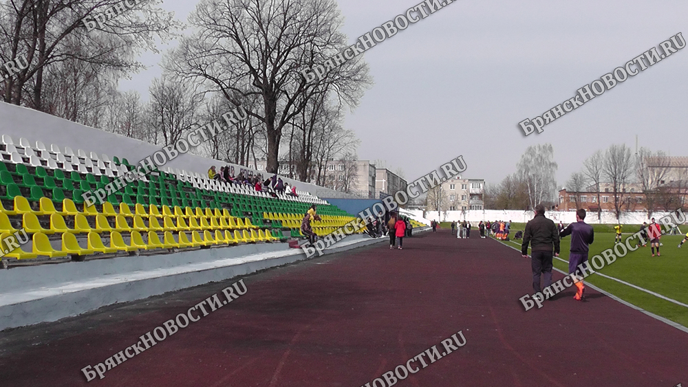 Нужна поддержка – футболисты «Новозыбкова» в воскресенье принимают на домашнем поле одну из сильнейших команд дивизиона