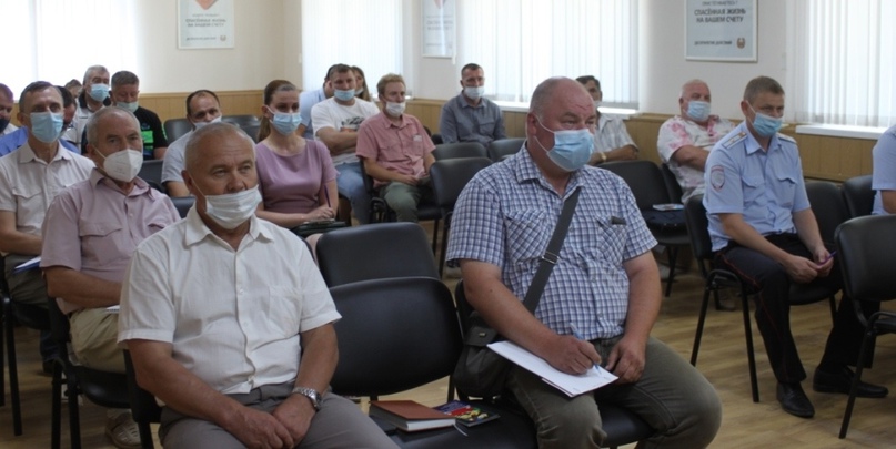 Руководители более 30 автошкол Брянской области приехали на встречу с Госавтоинспекцией