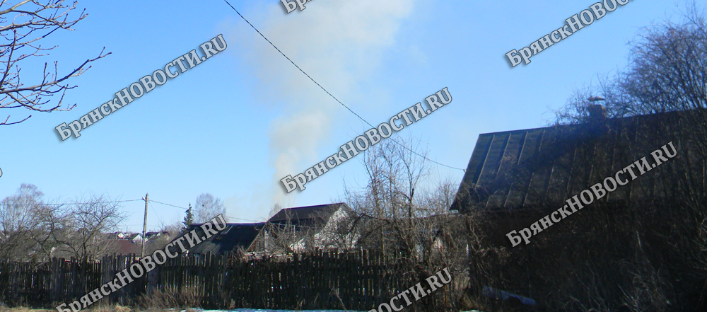  Выходные в Новозыбкове отметились двумя пожарами. Один оказался ложным