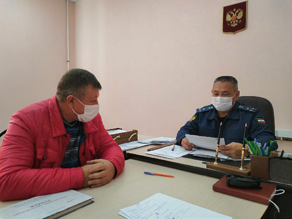 К зампрокурора Брянской области в Новозыбкове пришли 13 человек