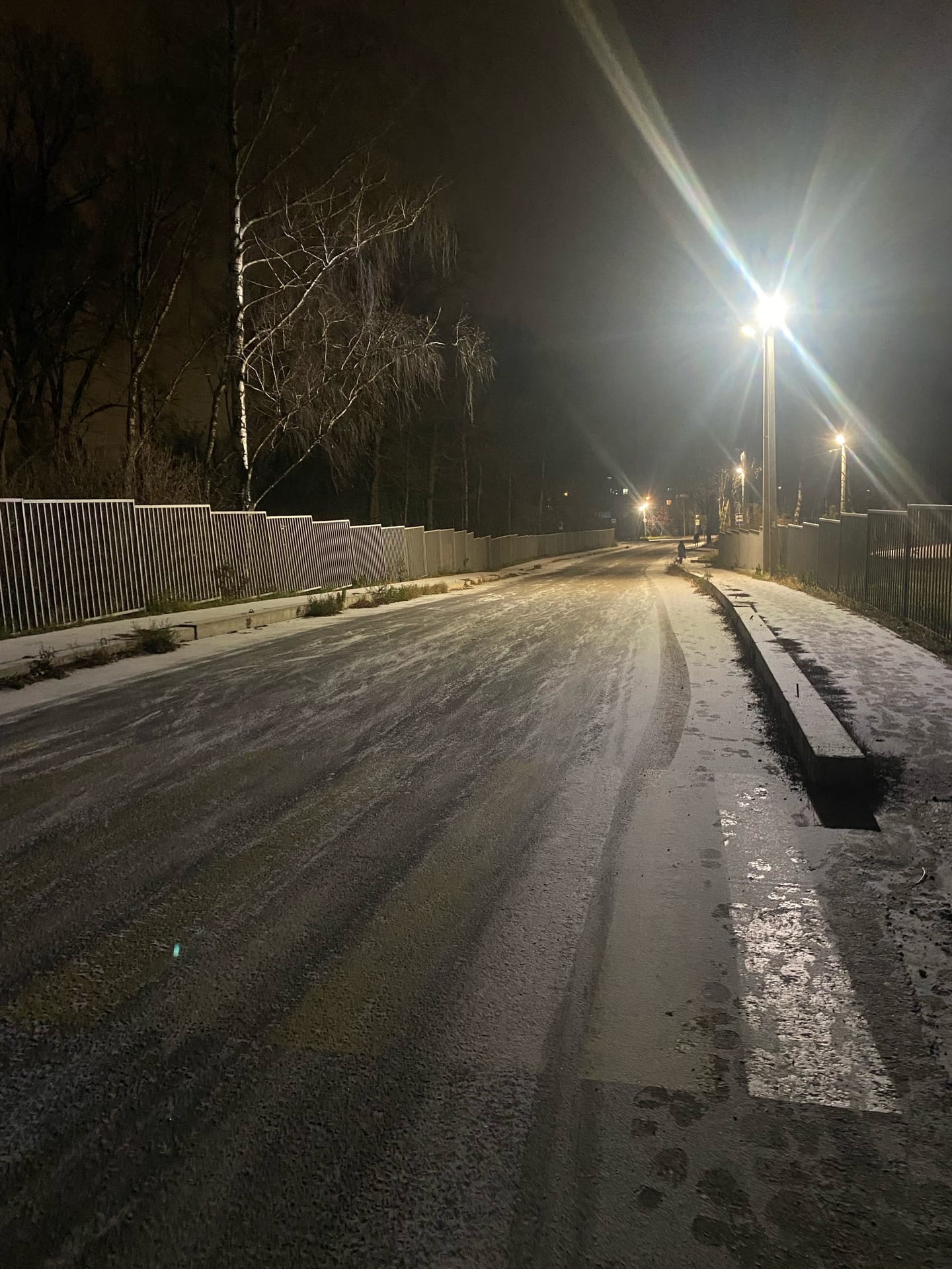 Сегодня утром дороги Брянской области сковал мороз
