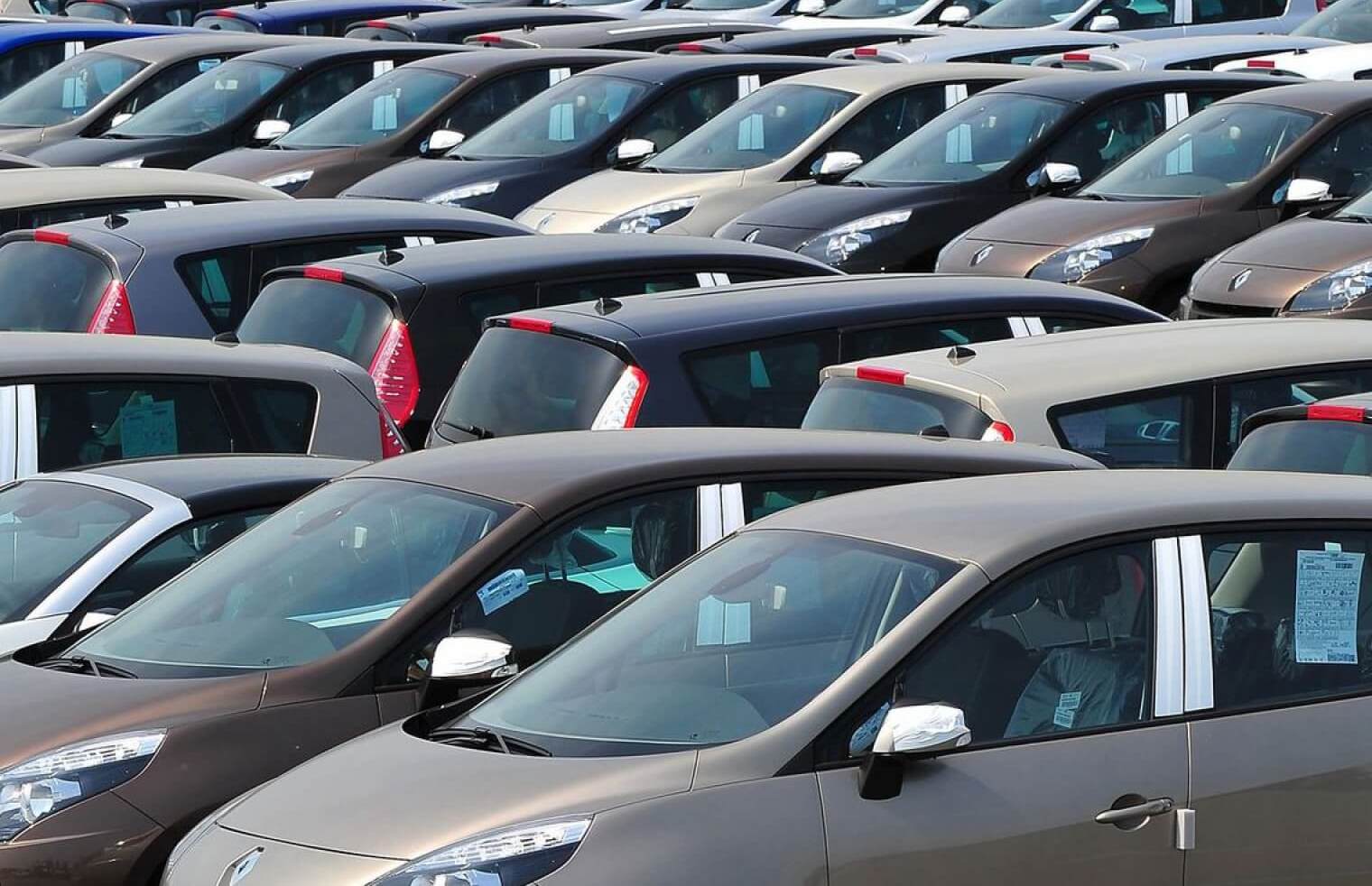 В Брянской области стали реже покупать автомобили