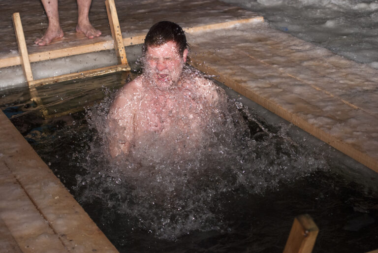 Запретить нельзя купаться: в Новозыбкове названы оборудованные места для Крещенских купаний