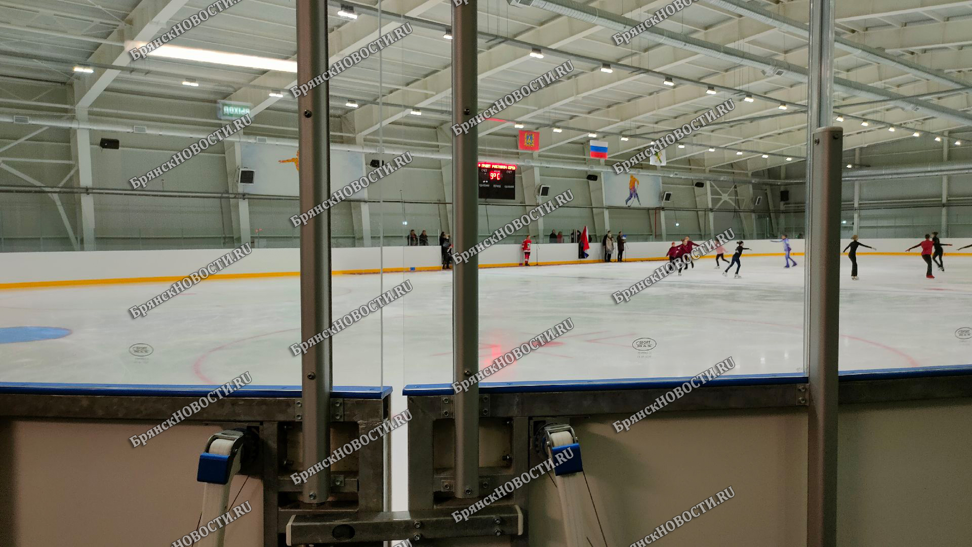 Первую игру на собственном льду в Новозыбкове сыграют хоккеисты в рамках Ночной хоккейной лиги
