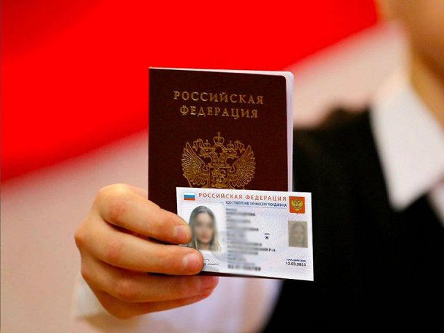 Готовы ли мы менять бумажный паспорт на цифровой, и что сегодня может потребовать работодатель при трудоустройстве