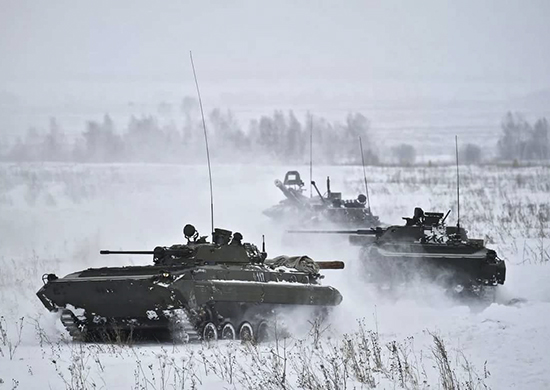 Военные приступили к боевой подготовке в полевых условиях в Брянской области