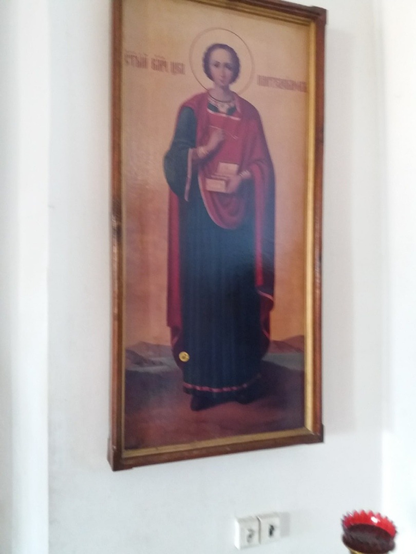 В храм монастыря в Карачеве доставлены иконы с частицами мощей святых