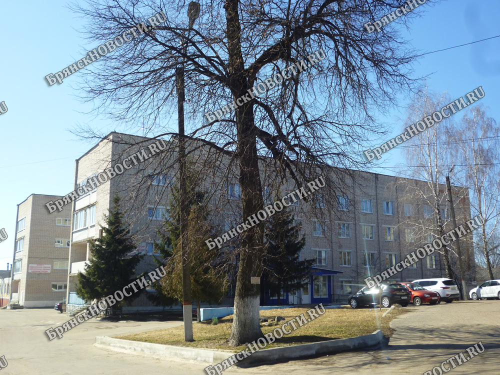 В Новозыбкове отмечают снижение нагрузки на врачей в «красной» зоне