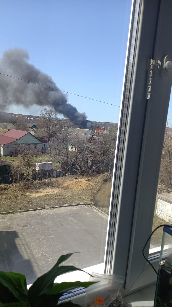 Жители поселка Климово Брянской области сообщают о взрывах