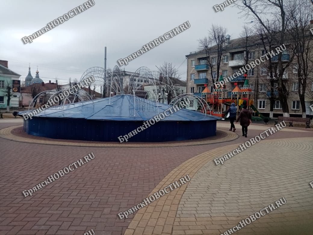 В Новозыбкове готовят к запуску фонтан