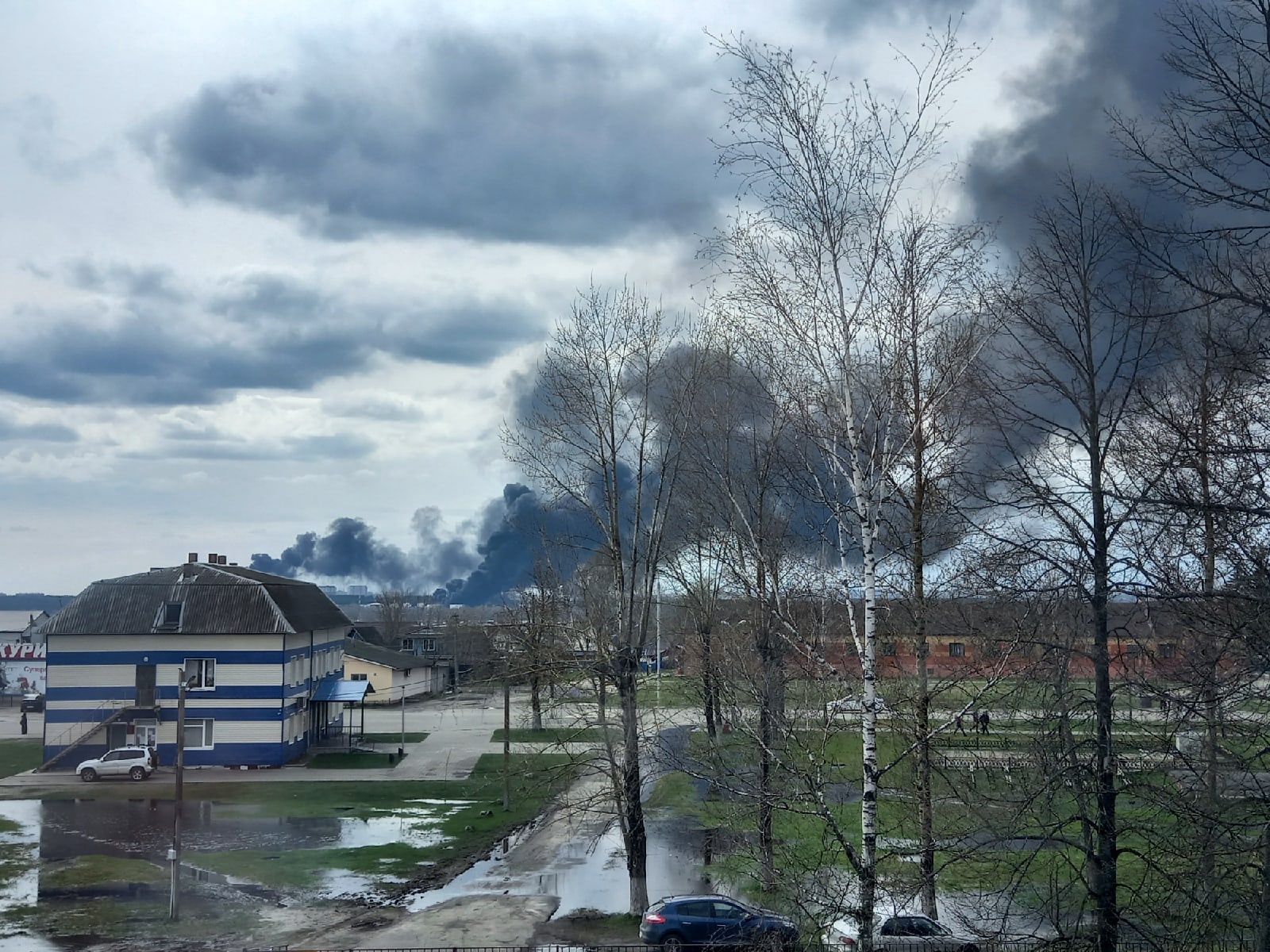 Власти заявили о полной ликвидации пожара на нефтебазе в Брянске