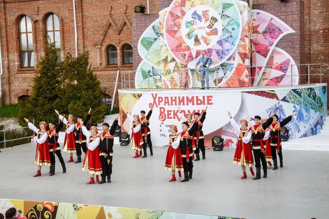 Ансамбль «Калинка» из Новозыбкова принял участие в масштабном фестивале народных традиций в Ярославской области