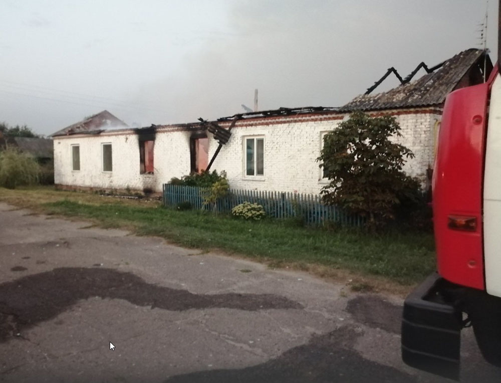 Пожар в селе Новые Бобовичи под Новозыбковом лишил крова две семьи