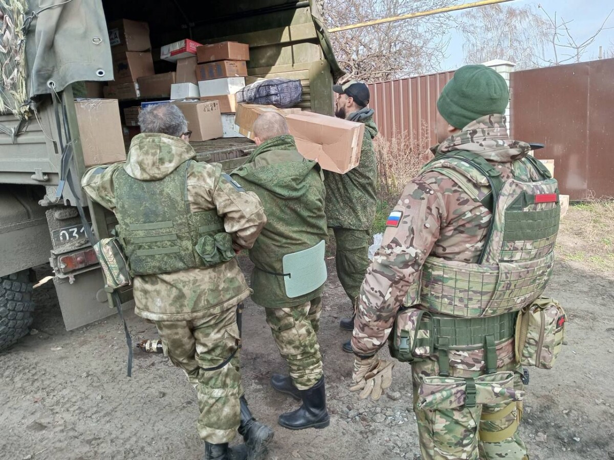 Подразделениям на Луганском направлении из Брянской области доставили гуманитарную помощь