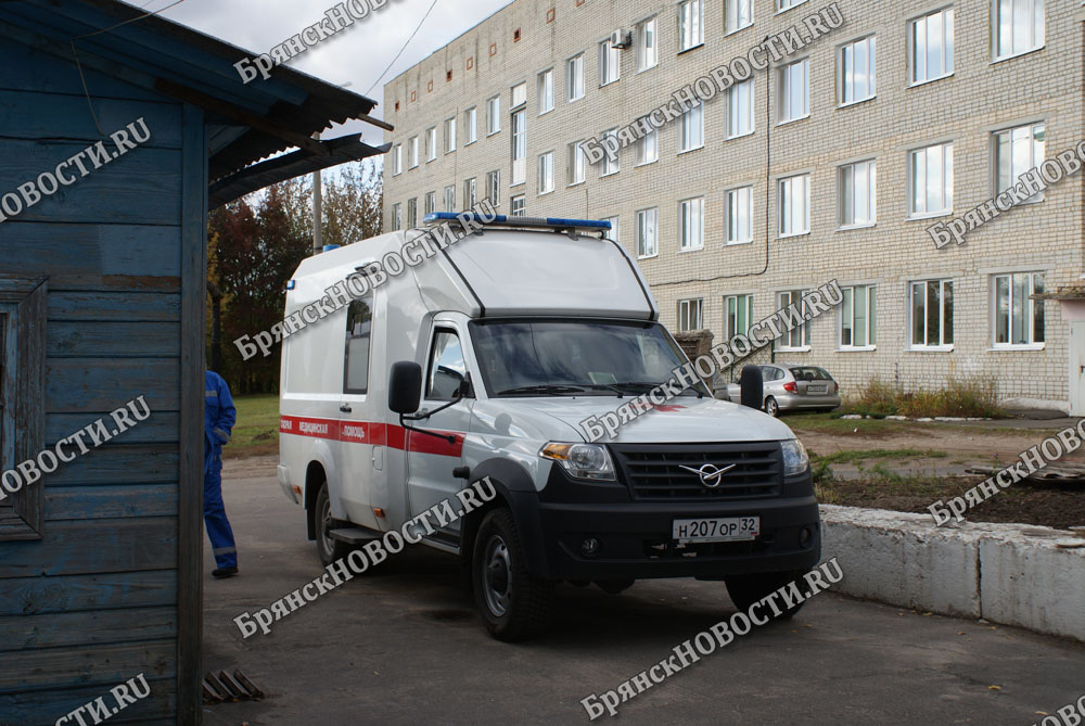 Парня из села Злынковского района с серьезными травмами доставили в больницу Новозыбкова