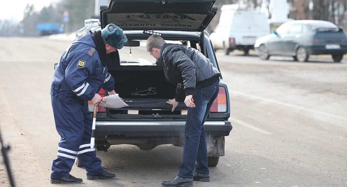 В Брянской области разрешено досматривать машины на наличие оружия